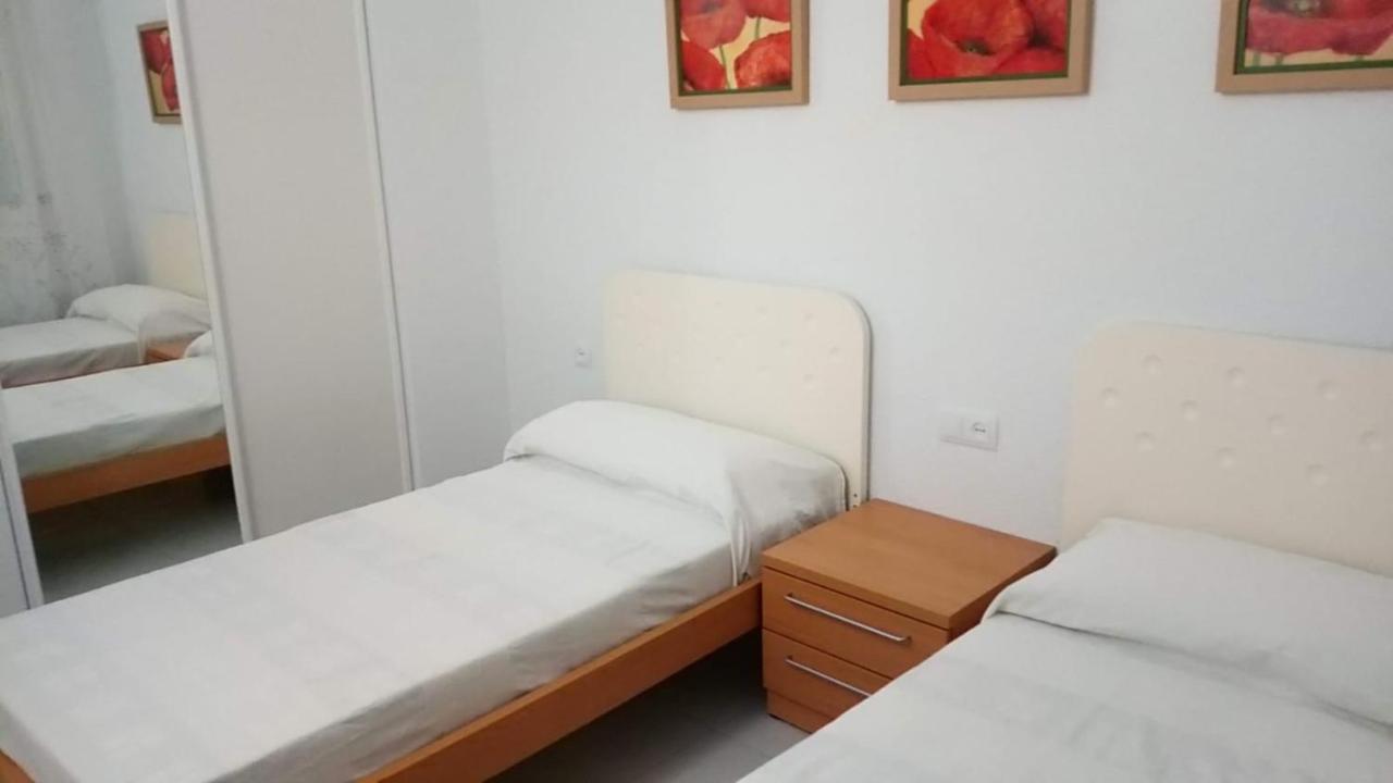 Relax, Piscina, Playa Y Barbacoa! Apartman Peñíscola Kültér fotó