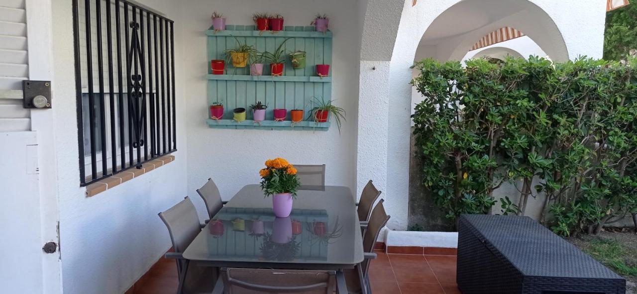 Relax, Piscina, Playa Y Barbacoa! Apartman Peñíscola Kültér fotó